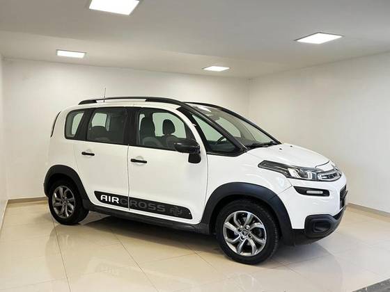 CITROËN AIRCROSS 1.5 LIVE 8V FLEX 4P MANUAL CITROËN AIRCROSS 1.5 LIVE 8V FLEX 4P MANUAL